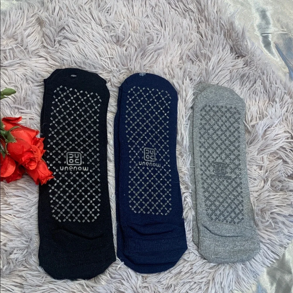 🌹unemow • Grip No-Show Socks - Black, Navy, Gray • yoga • Pilates